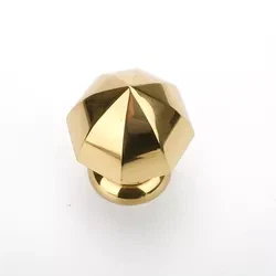 Katı Dövme Pirinç